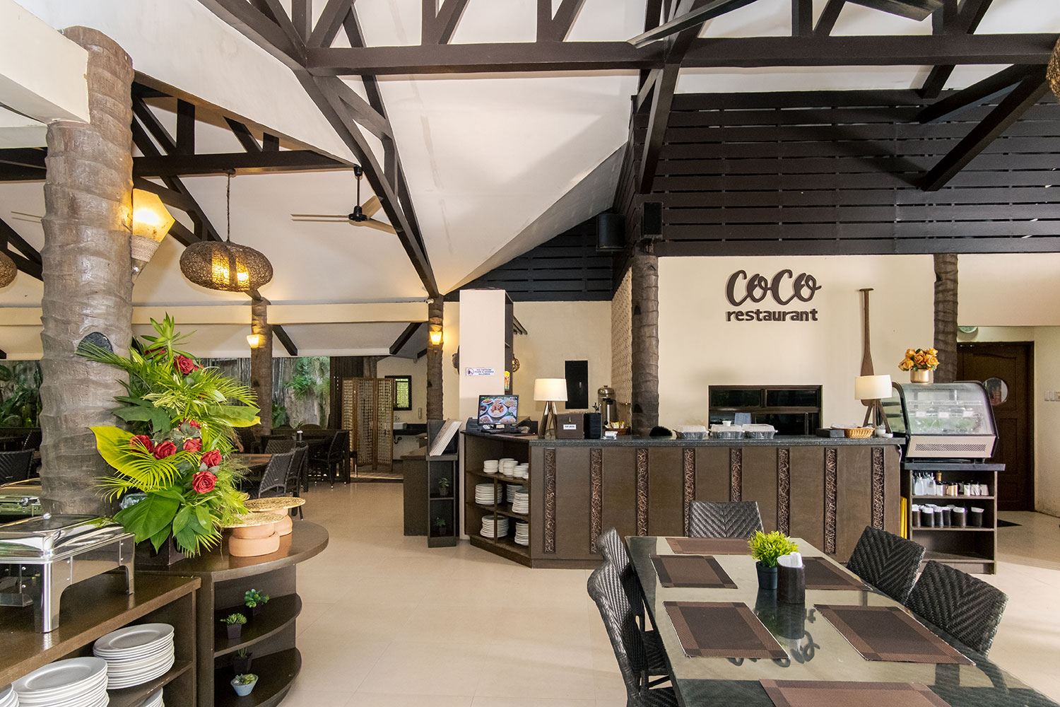 Coco-Restaurant-2