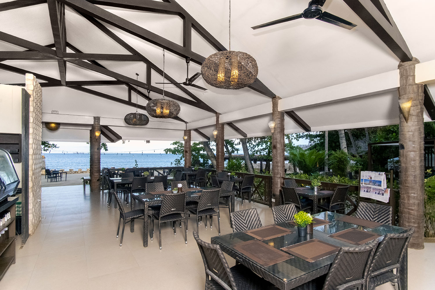 Coco-Restaurant-3